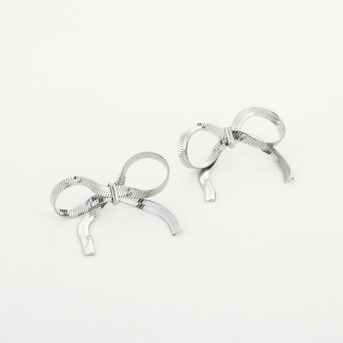 Oorbellen Strikjes zilver